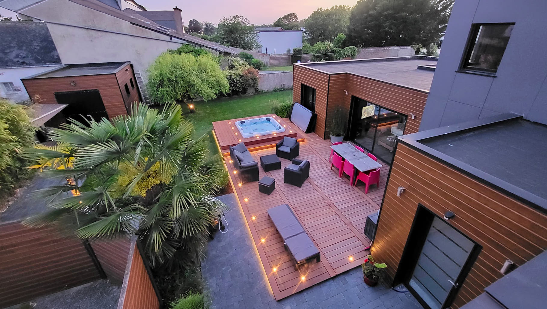 Aménagement terrasse bois spa luxe à Vigneux sur Bretagne